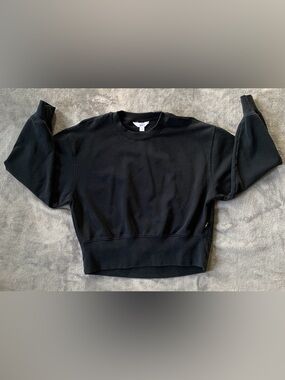 JoyLab Black Crop Crewneck Sweatshirt